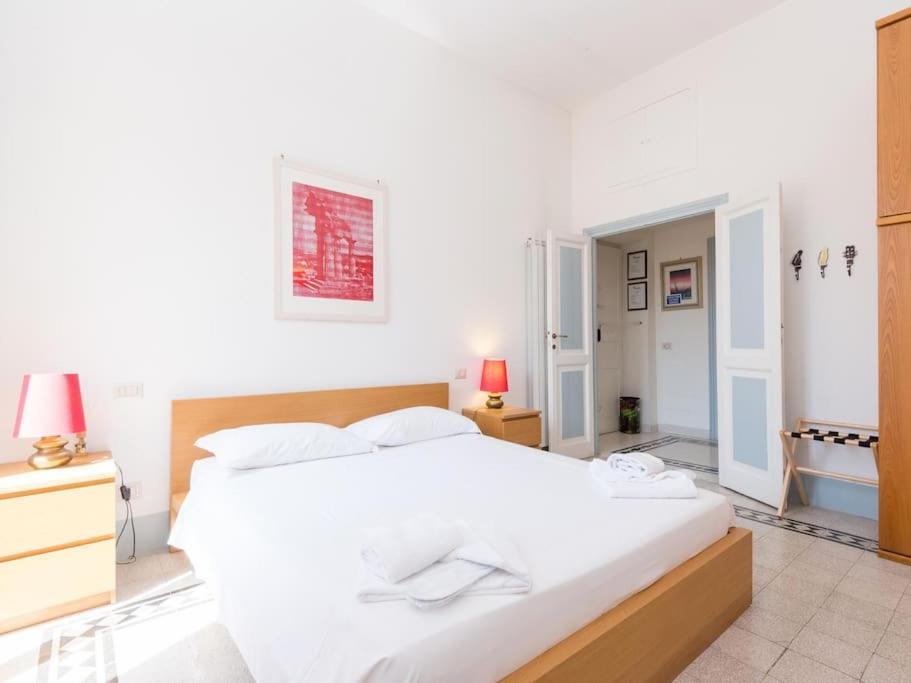 Vatican Comfortable Sunny Apartment